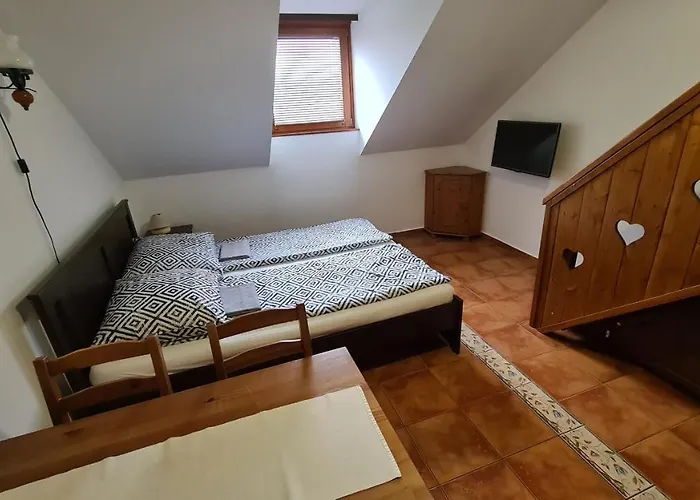 Gyulai Furdo * Gyula